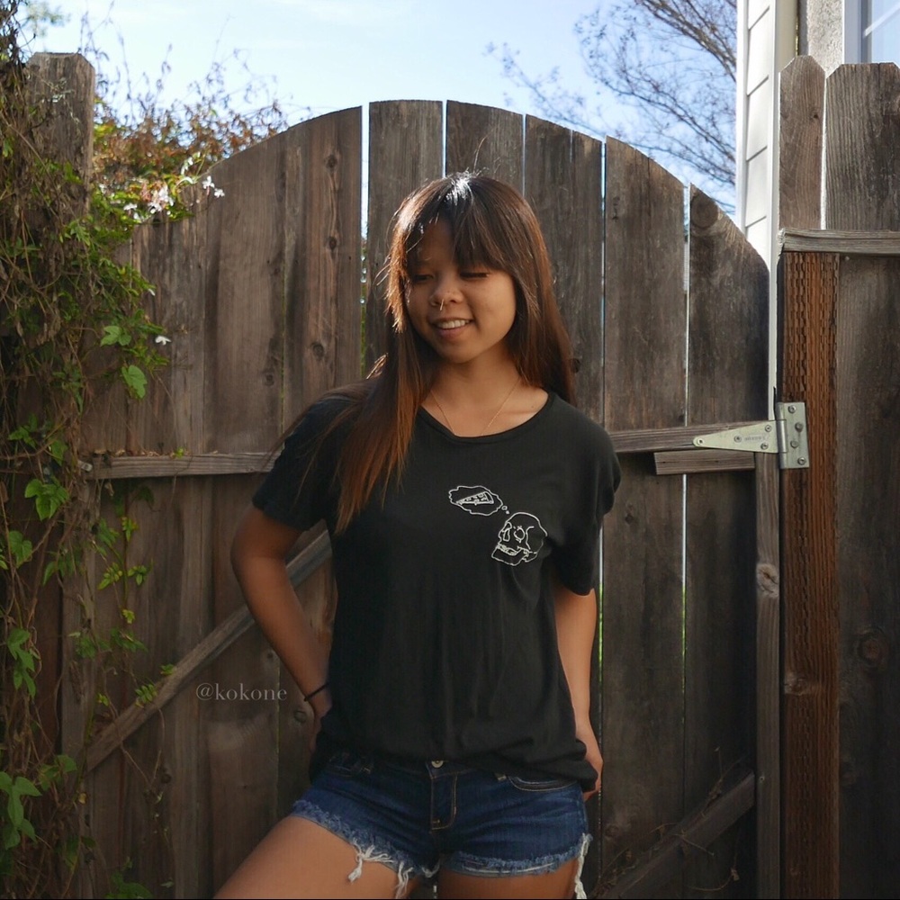 Brandy Melville Black Margie Pizza Skull Top